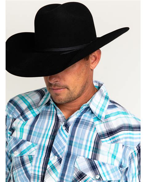 Get the Classic Cowboy Look with a Stylish 3x Hat